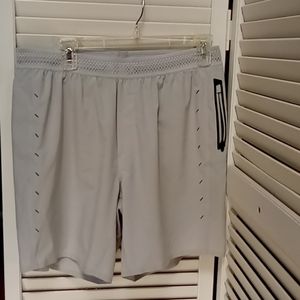 Men's Large Ten Thousand Interval Short's